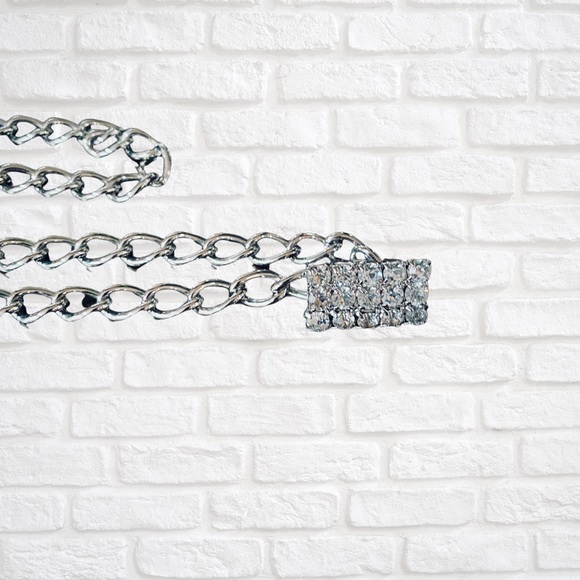 Silver Rhinestone Chain Belt - Picture 2 of 3